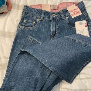 Levi's girls size 12 slim NWT  Blue Boot Cut Jeans WITH A LITTLE shinny speckles
